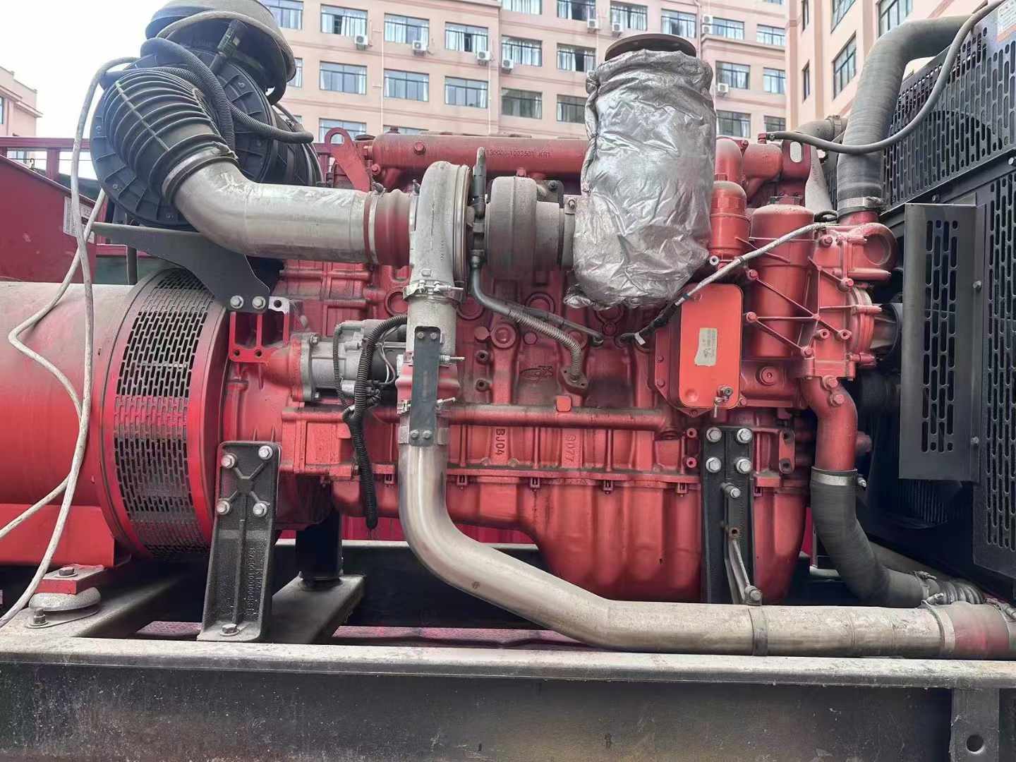 龙湾如何选择适合 600kW 柴油发电机组的过载保护器？